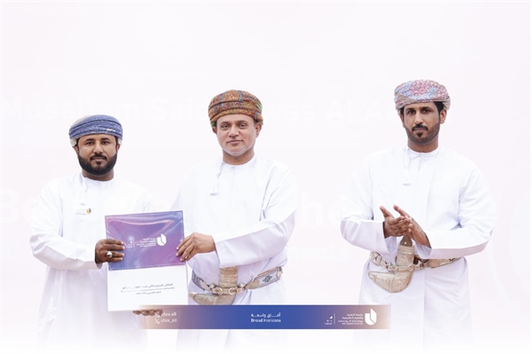 الباحثين الأوائل على مستوى فرع الجامعة والأقسام الأكاديمية والإدارية