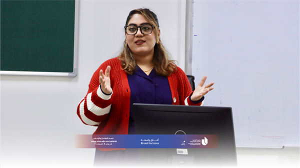 لقاءً تعريفيًا بالتخصصات الدقيقة المطروحة في قسم الاتصال الجماهيري