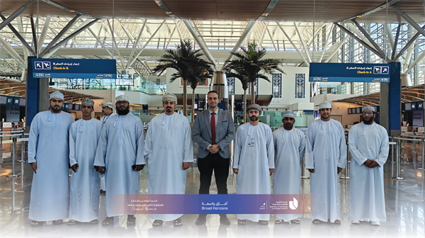 زيارة ميدانية إلى مطار صلالة