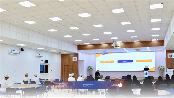 برنامج تدريبي في أساسيات التناظر والتحكيم