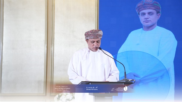 اللقاء السنوي الثالث لموظفي الجامعة